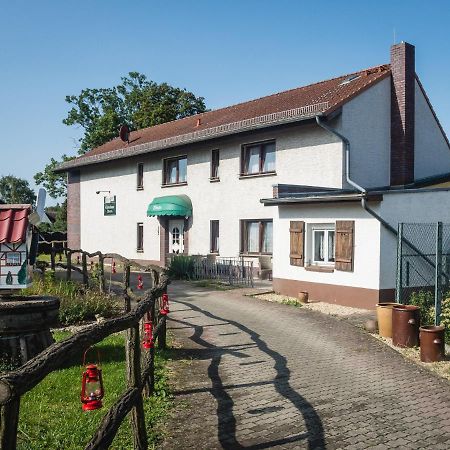 Gasthaus Stuckatz Dollenchen ภายนอก รูปภาพ