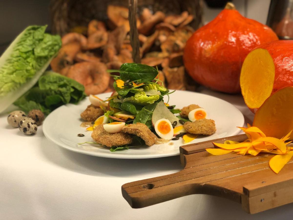 Gasthaus Stuckatz Dollenchen ภายนอก รูปภาพ